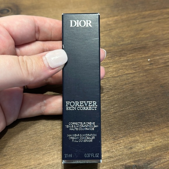 NIB Dior Forever Skin Correct Concealer - Shade 3WP - Picture 2 of 3